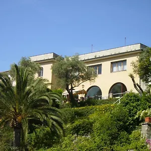 villa-il-respiro.hotelitalianriviera.com/